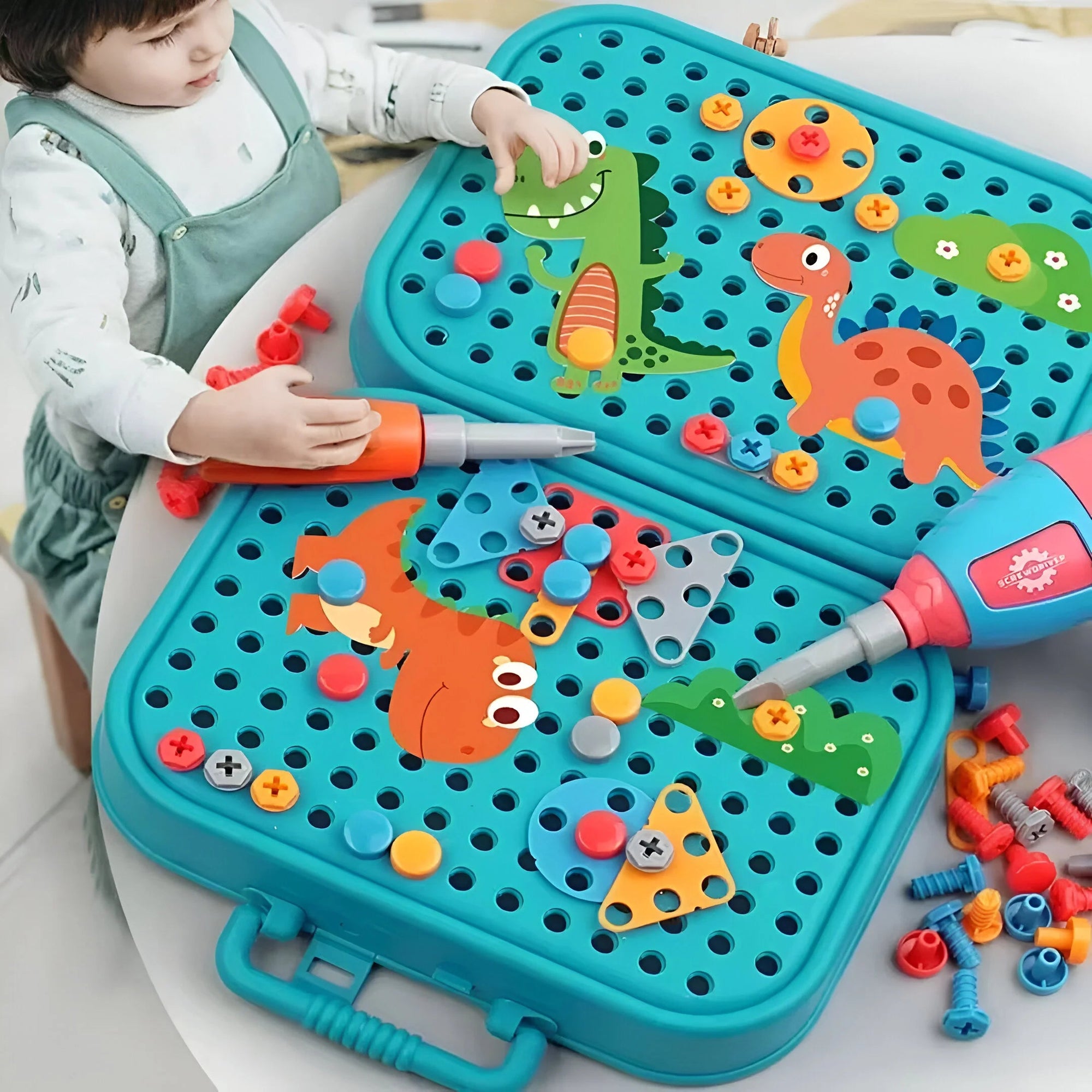 Montessori Tool Set for Kids – Educational Screwdriver Set with Hammer for Fine Motor Skills and Creative Play 2